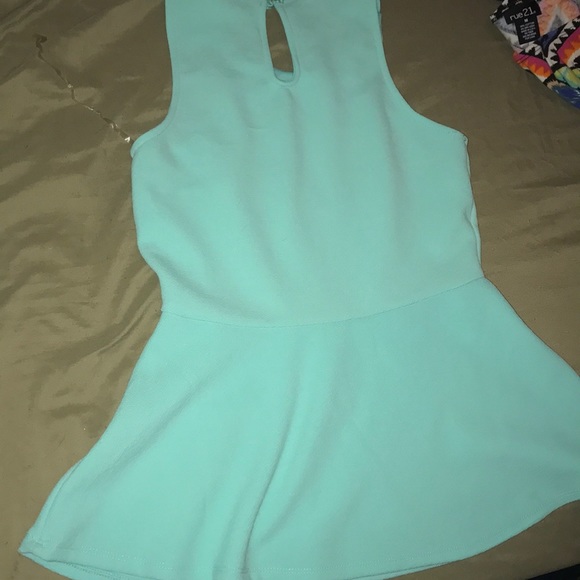 Top - Picture 4 of 5